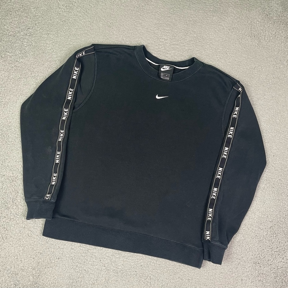 Nike‎ center swoosh sweatshirt